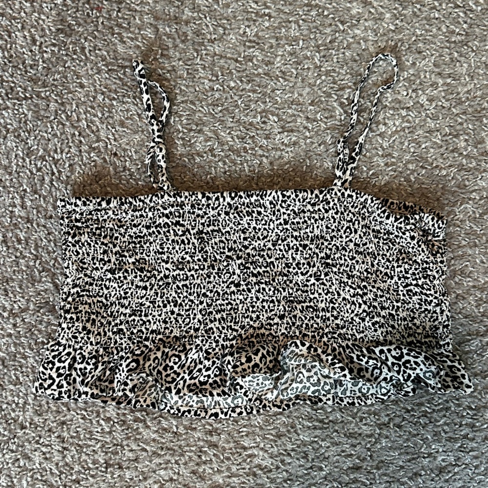 American Eagle Cropped Cheetah Print top